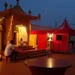 पत्नी ने पति की गर्लफ्रेंड को किडनैप कर पीटा