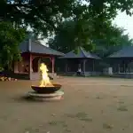 कुल्लू-मनाली में बारिश से हाईवे और इमारतें ढहीं, वीडियो
