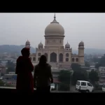 महिला खाना बना रही थी, अज्ञात ने घर में घुसकर सिर कलम किया